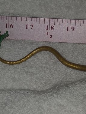 Mattel Monster High Jina Fire Tail Gold with Green